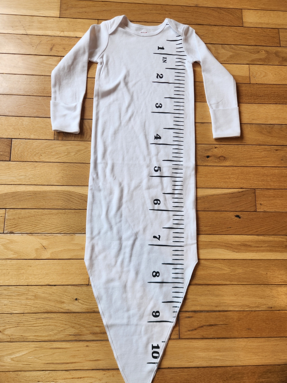 Baby Long Sleeve Sleeper Pajamas Gown Milestone Ruler, Gift, 6-12 Months